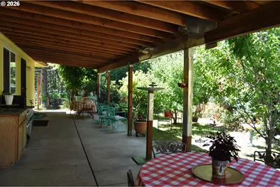 87624 Trek Dr, Veneta, OR 97487 - Photo 31