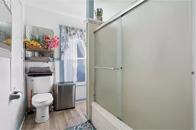 8031 E Burnside St, Portland, OR 97215 - Photo 37