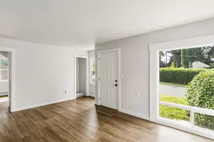 2324 E 16th St, Vancouver, WA 98661 - Photo 5