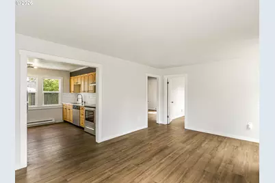2324 E 16th St, Vancouver, WA 98661 - Photo 9