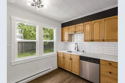 2324 E 16th St, Vancouver, WA 98661 - Photo 7