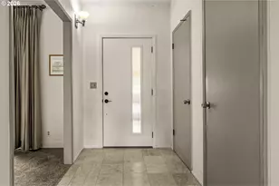 14130 NE Russell St, Portland, OR 97230 - Photo 7