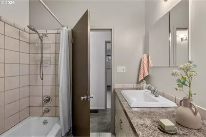 14130 NE Russell St, Portland, OR 97230 - Photo 31