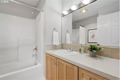 1528 NE 65th Ave, Hillsboro, OR 97124 - Photo 27