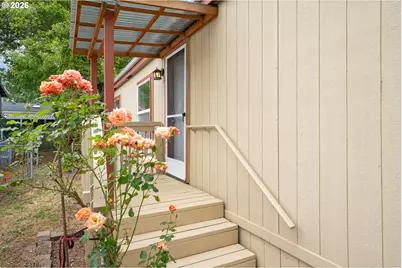 358 La Casa St, Eugene, OR 97402 - Photo 3