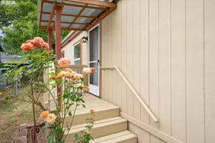 358 La Casa St, Eugene, OR 97402 - Photo 3