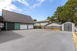115 Fishing Rock St, Depoe Bay, OR 97341 - Photo 35