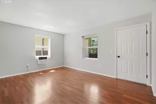 9251 SE Clinton, Portland, OR 97266 - Photo 11