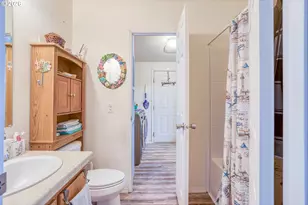 520 SW Cardinal St, Depoe Bay, OR 97341 - Photo 27