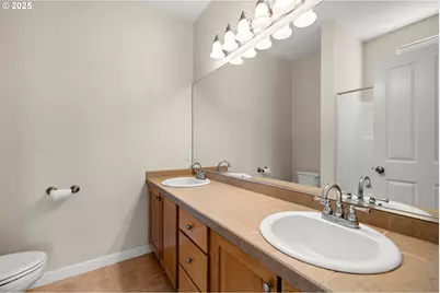 10882 NE Red Wing Way #204, Beaverton, OR 97006 - Photo 19