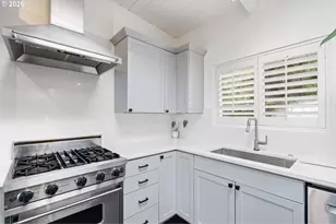 3065 NW Rio Vista Terrace, Portland, OR 97210 - Photo 13