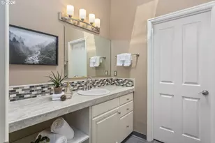 9004 SW Lancelot Ln, Portland, OR 97219 - Photo 29