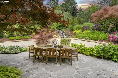 9004 SW Lancelot Ln, Portland, OR 97219 - Photo 37