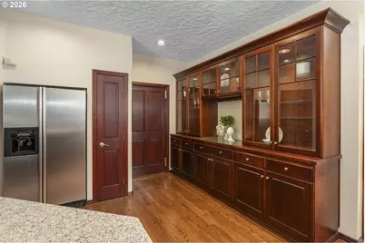 9004 SW Lancelot Ln, Portland, OR 97219 - Photo 9