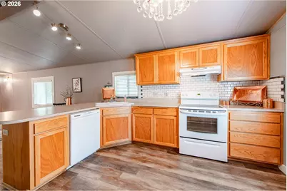 1475 Green Acres Rd #121, Eugene, OR 97408 - Photo 13