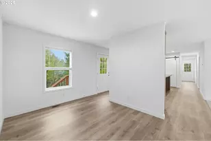 501 Haussler Rd, Kelso, WA 98626 - Photo 9