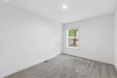 501 Haussler Rd, Kelso, WA 98626 - Photo 17