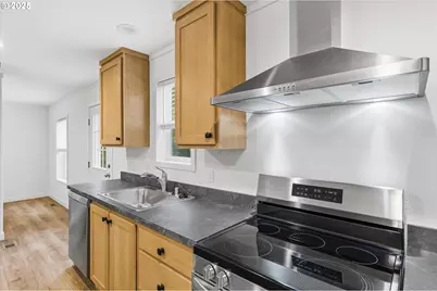 501 Haussler Rd, Kelso, WA 98626 - Photo 13