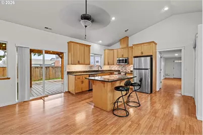 825 Waverly St, Eugene, OR 97401 - Photo 7