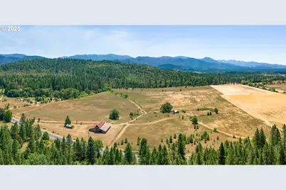 5005 Caves Hwy, Cave Junction, OR 97523 - Photo 13