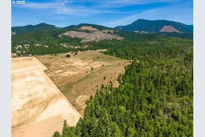 5005 Caves Hwy, Cave Junction, OR 97523 - Photo 35