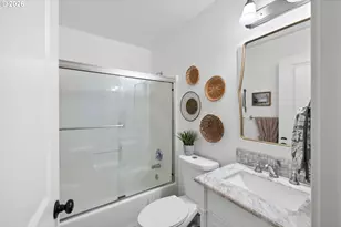 3650 Summerlinn Dr, West Linn, OR 97068 - Photo 15