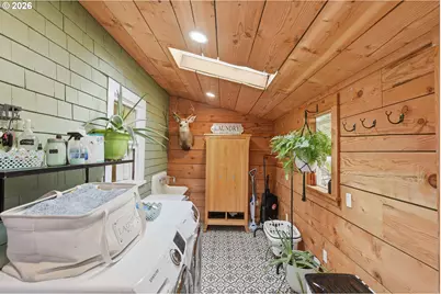 63762 Center Rd, Coos Bay, OR 97420 - Photo 23