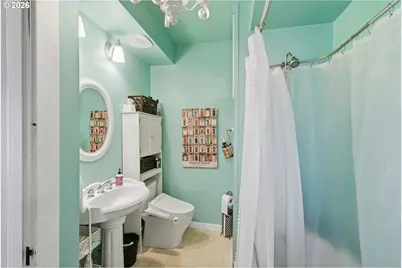 63762 Center Rd, Coos Bay, OR 97420 - Photo 15