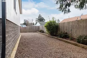 6269 SW Jetty Ave, Lincoln City, OR 97367 - Photo 21