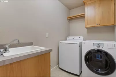 8988 SW Taylors Ferry Rd, Portland, OR 97223 - Photo 21