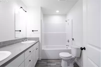 11189 SE Stark St, Portland, OR 97216 - Photo 19