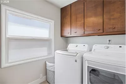 14250 SW Bonnie Brae St, Beaverton, OR 97005 - Photo 29