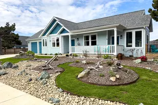 3214 Lincoln Ave SW, Bandon, OR 97411 - Photo 3