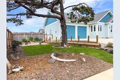 3214 Lincoln Ave SW, Bandon, OR 97411 - Photo 45
