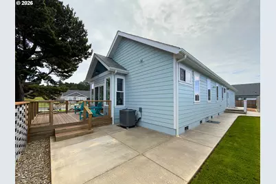 3214 Lincoln Ave SW, Bandon, OR 97411 - Photo 39