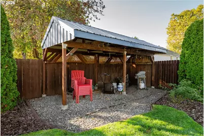 1204 E Second Ave, Sutherlin, OR 97479 - Photo 13