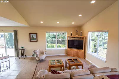 902 N View Dr, Winchester, OR 97495 - Photo 21