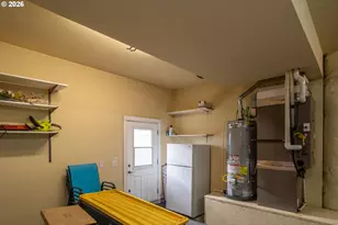 902 N View Dr, Roseburg North, OR 97495 - Photo 33