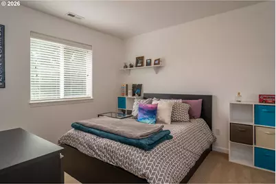 902 N View Dr, Winchester, OR 97495 - Photo 23