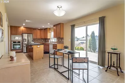 902 N View Dr, Winchester, OR 97495 - Photo 13