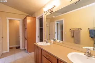 902 N View Dr, Roseburg North, OR 97495 - Photo 31