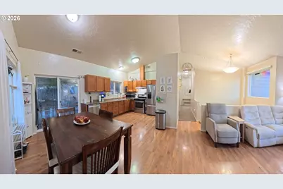 340 Kalapuya Way, Cottage Grove, OR 97424 - Photo 13