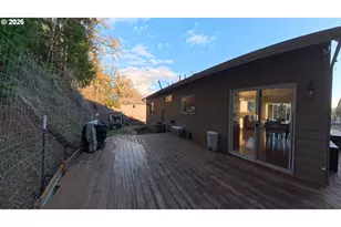 340 Kalapuya Way, Cottage Grove, OR 97424 - Photo 37