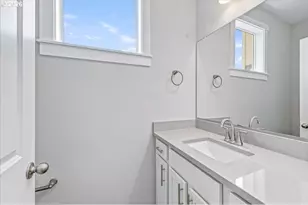 200 Black Hawk Ct, Columbia City, OR 97018 - Photo 7