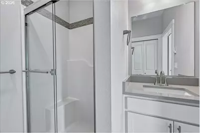 200 Black Hawk Ct, Columbia City, OR 97018 - Photo 27
