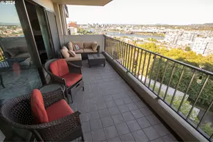 2221 SW 1st Ave, Portland, OR 97201 - Photo 3