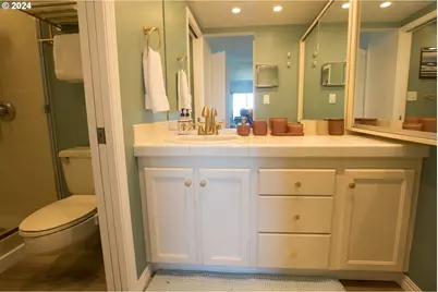 2221 SW 1st Ave #1524, Portland, OR 97201 - Photo 17