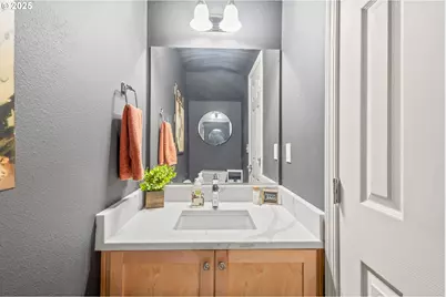 111 NW Hawthorne Ave #1, Bend, OR 97703 - Photo 19