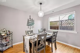 111 NW Hawthorne Ave, Bend, OR 97703 - Photo 13