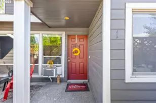 111 NW Hawthorne Ave, Bend, OR 97703 - Photo 5